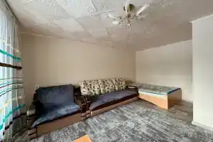 Uyutnaya 1-Komn.  33 M² Flat, Ishim