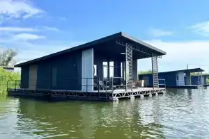 Сhayka na Peke Sapatovka Private House, Engels