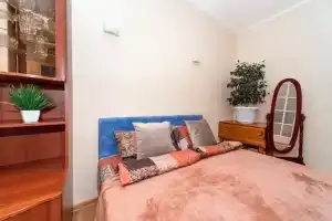 Na Allee Polikarpova, 2 Apartments, St. Petersburg