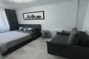 So Svezhim Remontom Flat