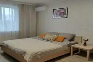 Uyutnaya I Chistaya Ryadom S Ozerom I Parkom Flat, Nizhniy Novgorod