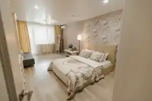 Prostornaya 3-komnatnaya Familiya Flat, Ryazan