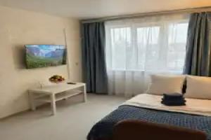 Uyutnaya Ryadom S Avtovokzalom Flat, Artem