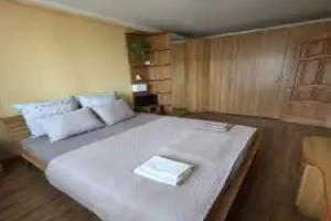 Prostornaya 2 Khkomnatnaya V Pyatigorske Flat, Pyatigorsk