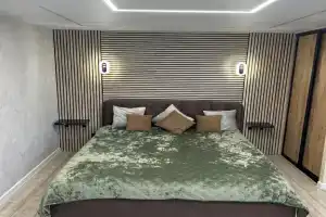 Uyutnaya Studiya V Tikhom Tsentre Flat, Ekaterinburg