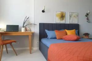 Lichnyi komfort v prestiznom rayone: 2 pjlnozennye spalni, 2 vannye komnaty Apartments, Almaty