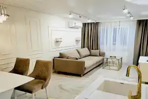 Shikarnaya Kvartira V Stile Neoklassika S Vidom Na Gory Apartments, Adler