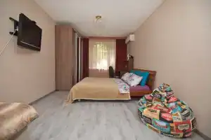 Odnokomnatnaya Nedaleko Ot Metro Ulitsa Akademika Yangelya Apartments, Moscow