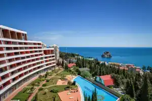 Surname Deluxe Apartments