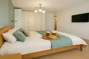 Prostornaya Dvukhkomnatnaya Apartments, Buzuluk