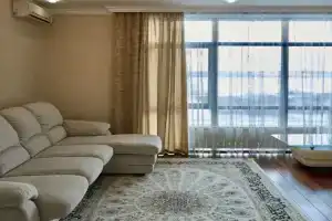 Elitnye S Vidom Na Kreml I Reku Na Meridiannoy 2 Versache Apartment, Kazan