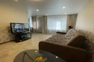 Bolshaya Studiya V Tikhom Rayone Goroda Flat, Sayanogorsk