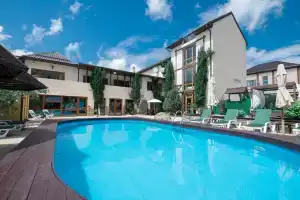 Oazis-Taj Hotel, Arkhipo-Osipovka