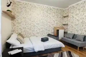 Tam Gde Uyutno Na Prospekte Entuziastov Flat, Saratov