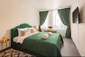 Epokha Na Baumana Flat