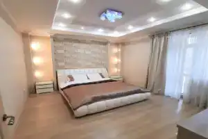 Lyuks V Artbukhte S Vidom Na More Apartments, Sevastopol