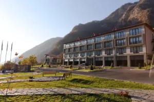 Yurd Hotel, Qax