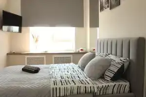 V tsentre, ryadom s Rkb im. Kuvatova Flat, Ufa