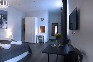1 Chernyishevskaya 39 Apartments, Tikhvin