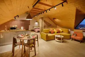Mansarda Oko Flat, Suzdal