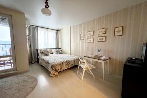 Apartamentyi Smotryu Na More, St. Petersburg