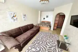 Uyutnaya Odnokomnatnaya Flat, Simferopol