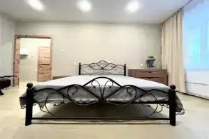 MEGAPOLIS ulitsa Arsenalnaya 4A-107 Apartments, Voronezh