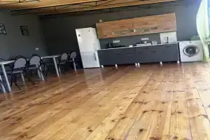 More Guest house, Alakhadzi