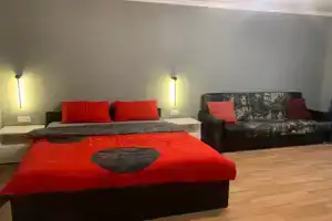 Na Akademika Konstantinova Apartments, Gatchina