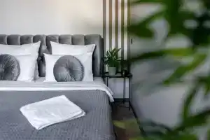 EvroUjut Ujutnaja studija s vidom na sobor Apartments