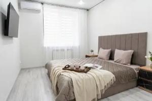 Vrata Kavkaza Odnushka Na Sovetskoy Flat, Krasnyy Pakhar'