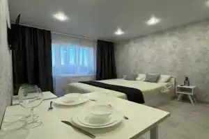 Dlya dvoih gostey S krovat'yu Apartments, Tyumen