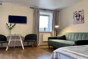 ArMeriLiz Na Reshetnikova Flat, Perm