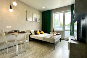 Studiya s vidom na kanal Moskvy reki Apartments, Dolgoprodnyy