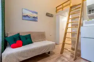 U Metro Baltiyskaya Studiya