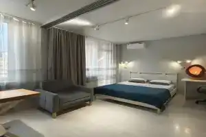 Bolshaya Uyutnaya Studiya Flat, Lazarevskoye