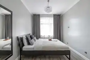 Na Savushkina 104 Apartments