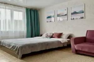 Kvartira Ryadom S Metro Parkom I Ozerom Flat, Nizhniy Novgorod