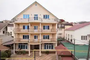 Edelveys Hotel, Adler