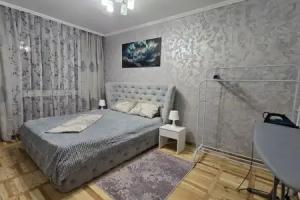 Chetypyokhkomnatnaya S Evropemontom Flat, Timashyovsk