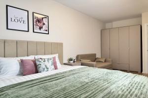 2 Nochi Na Gudilovskoy Ulitse 9(2) Flat