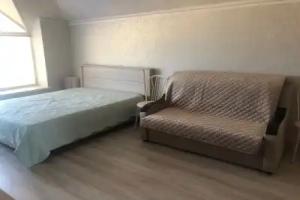 Rakhat Flat 12, Izbarbash