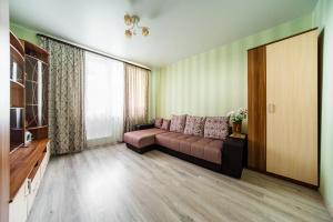 Cozy in a New House and a Green Area Flat