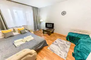 S zaseleniyem Lutshiy servis Posutochno50 Flat, Lobnya