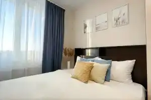 Uyutnaya Trekhkomnatnaya Flat