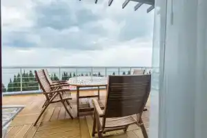 Samye Bolshye V Krymu 200kv.m. Apartments, Alushta