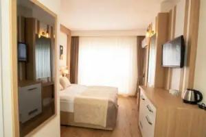 Lara Garden Hotel, Lara