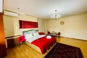 M.O.O.N. APARTMENTS Aybek 19 Tsentr Flat, Tashkent