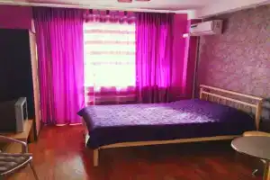 V Tsentre Tolyyatti Flat, Togliatti
