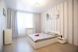 Bolshaya Dvukhkomnatnaya Kvartira na Pyateryh Apartamenty, Tula